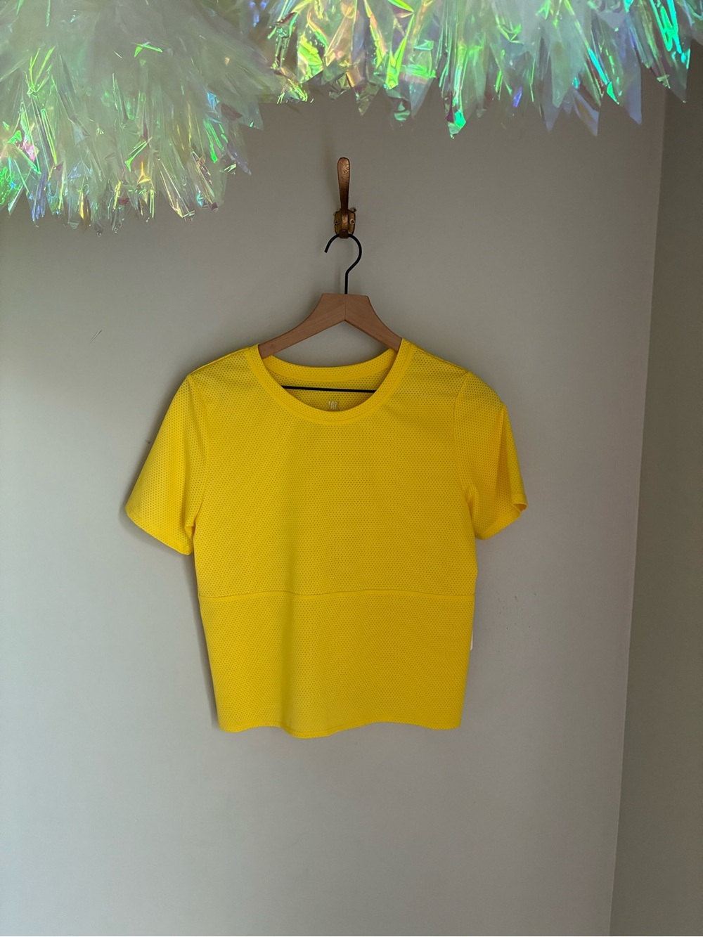 Tail Yellow Mesh Activewear Tennis Golf Top Shirt Size Large